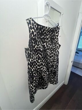 Peter Nygard Black & White Sleeveless Midi Dress - Petite Size 18